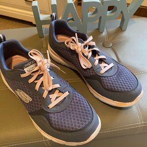 Sketchers Flex Appeal 3.0  Go Forward Sneakers